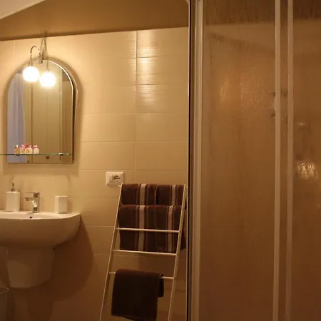 Il Cortile Friendly House بيت ضيافة بورجومانارو